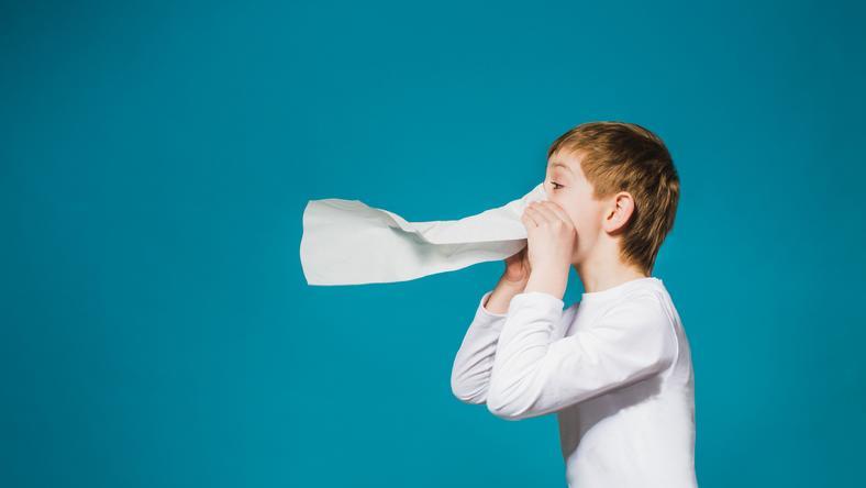 擤鼻涕要一个孔一个孔来?感官之间的联系你知道多少?